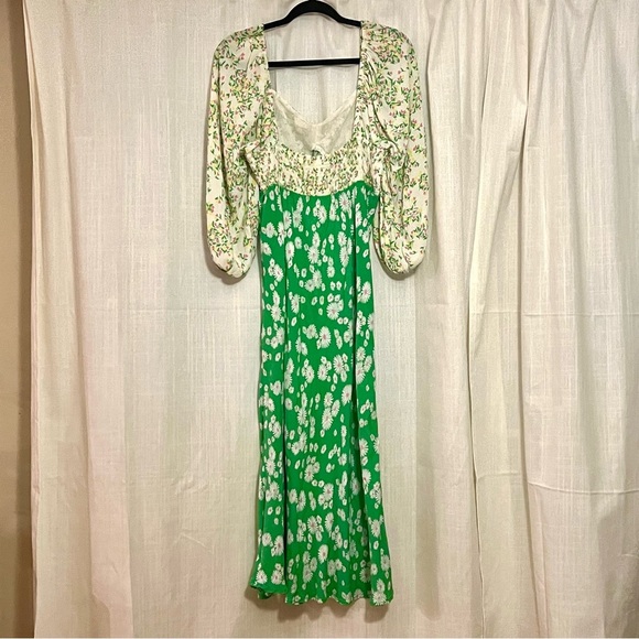 Rixo x Target Ditzy Floral Daisy Dress Size 14 Coquette Milkmaid Spring - Picture 5 of 7